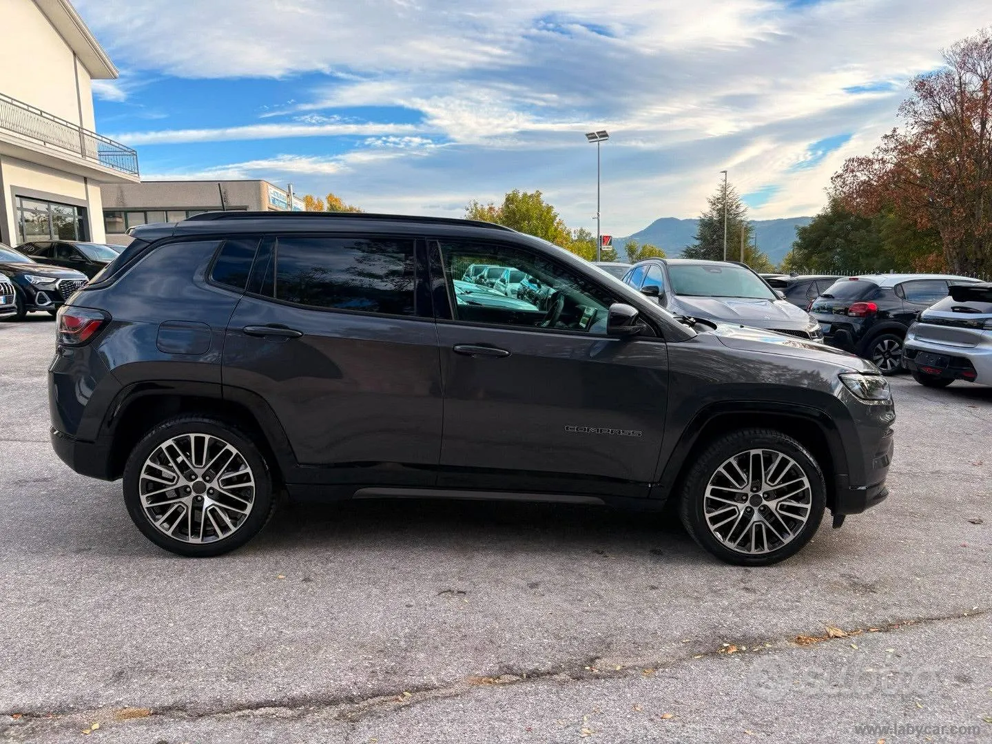 Jeep Compass 2025 photo 4