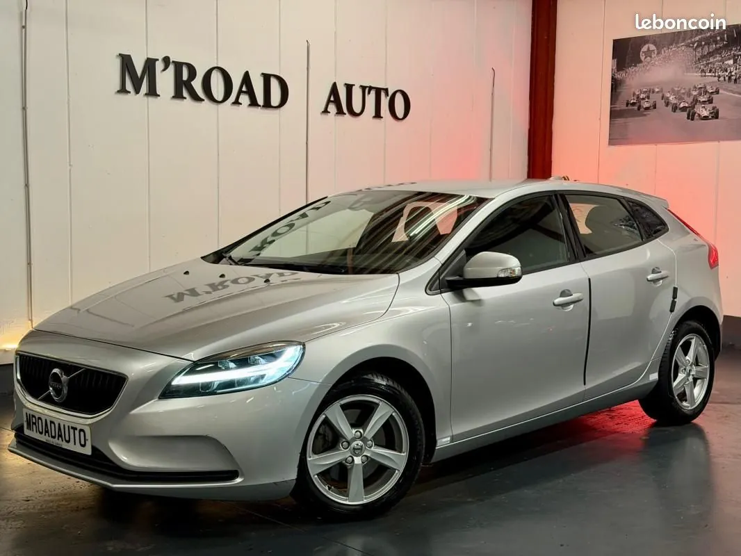 Volvo V40 2018 photo 2