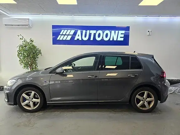 Volkswagen Golf 7 2020 photo 2