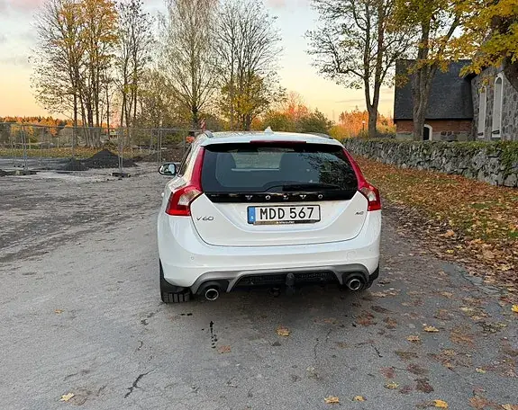Volvo V60 2016 photo 5