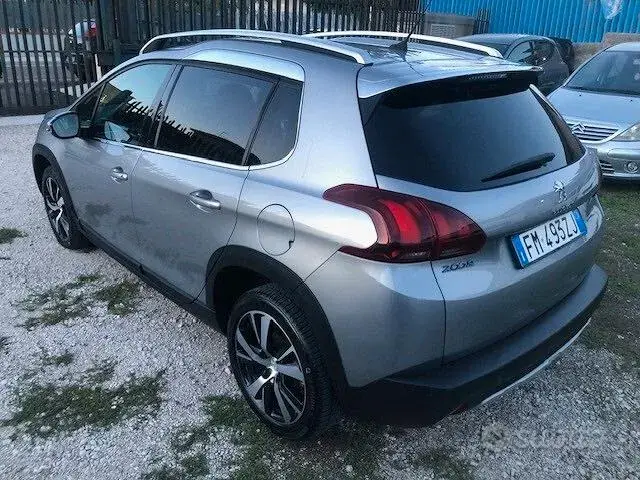 Peugeot 2008 2017 photo 3