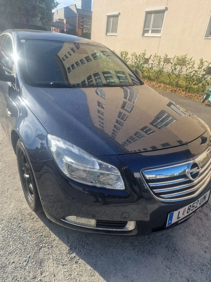 Opel Insignia 2010 photo 2