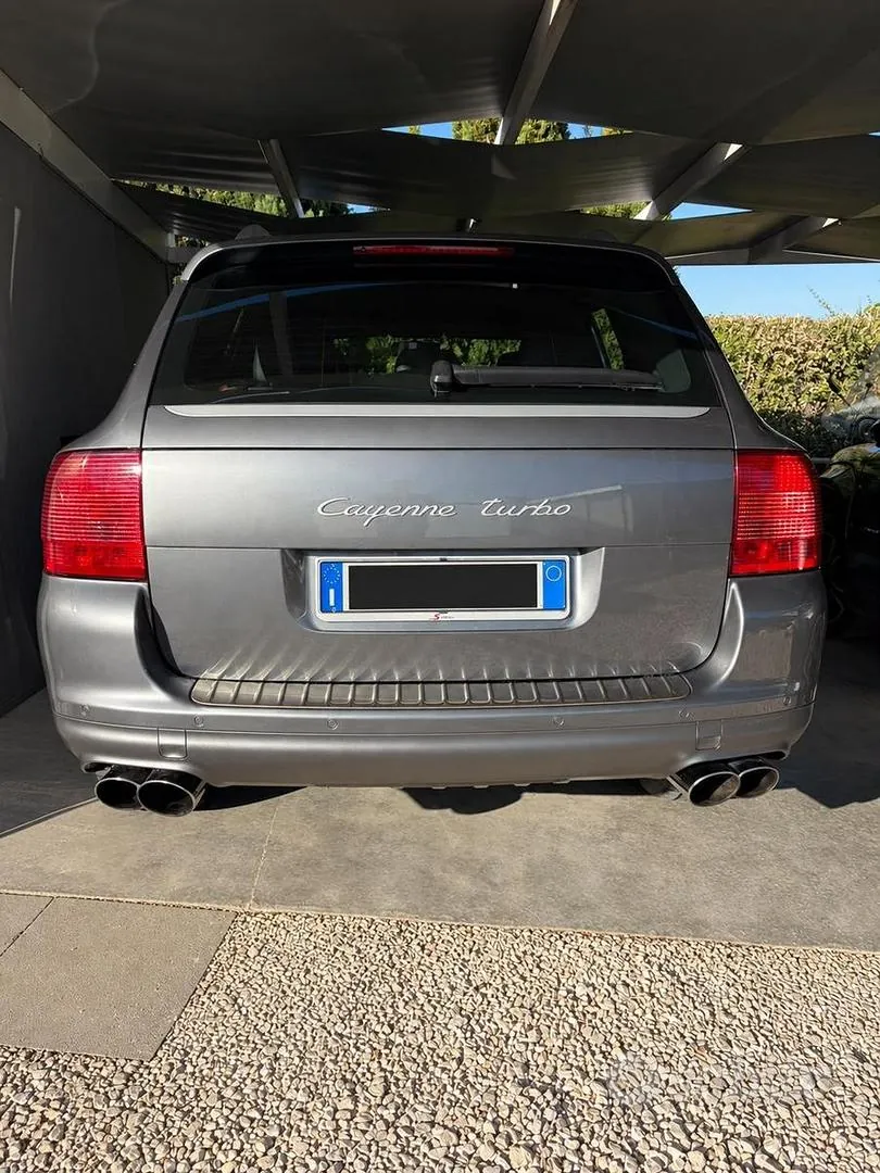 Porsche Cayenne 2003 photo 2