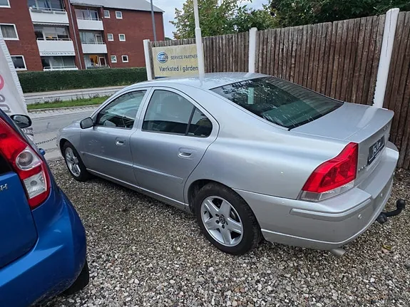 Volvo S60 2006 photo 2
