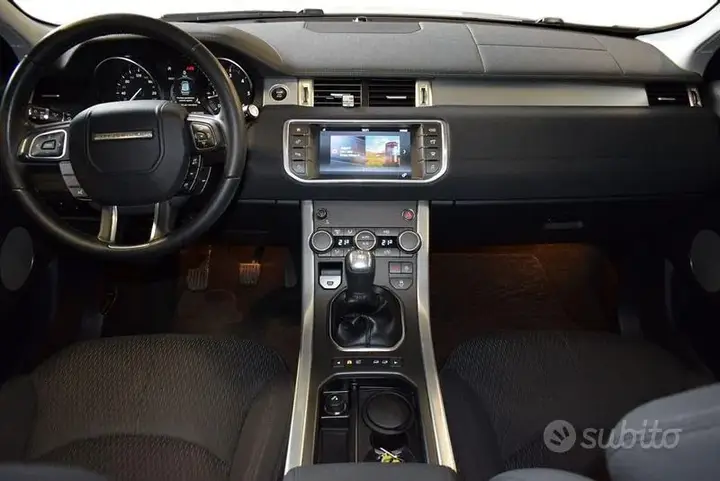 Land Rover Evoque 2018 photo 4