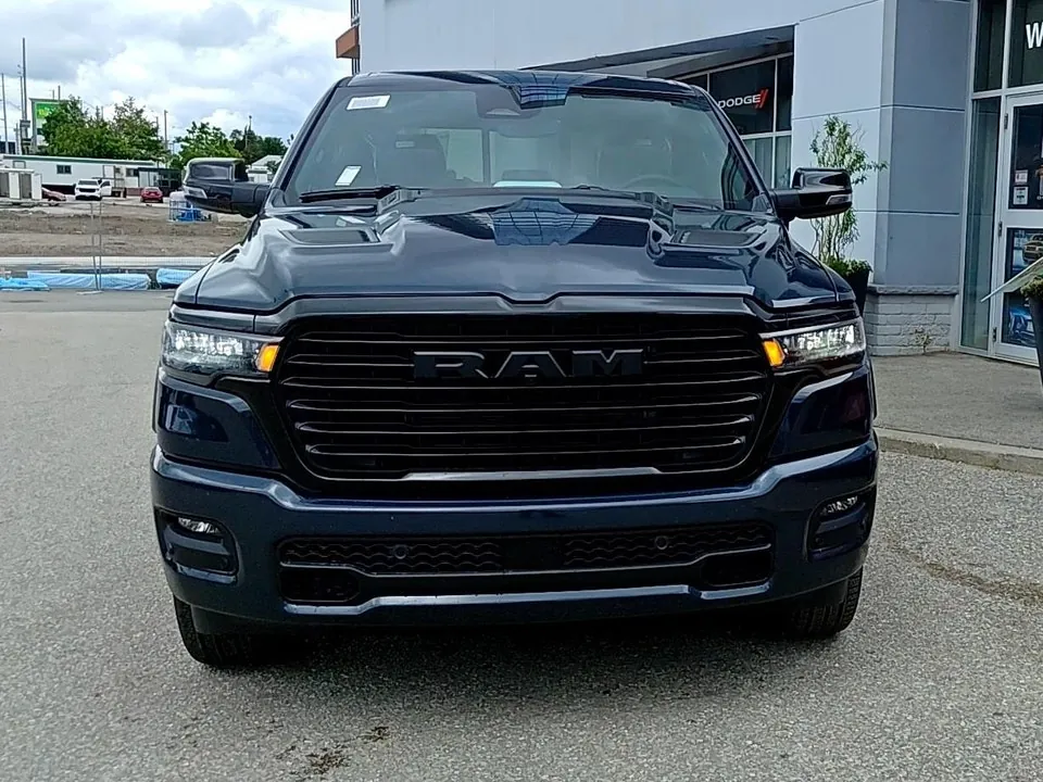 Ram 1500 Laramie 2026 photo 3