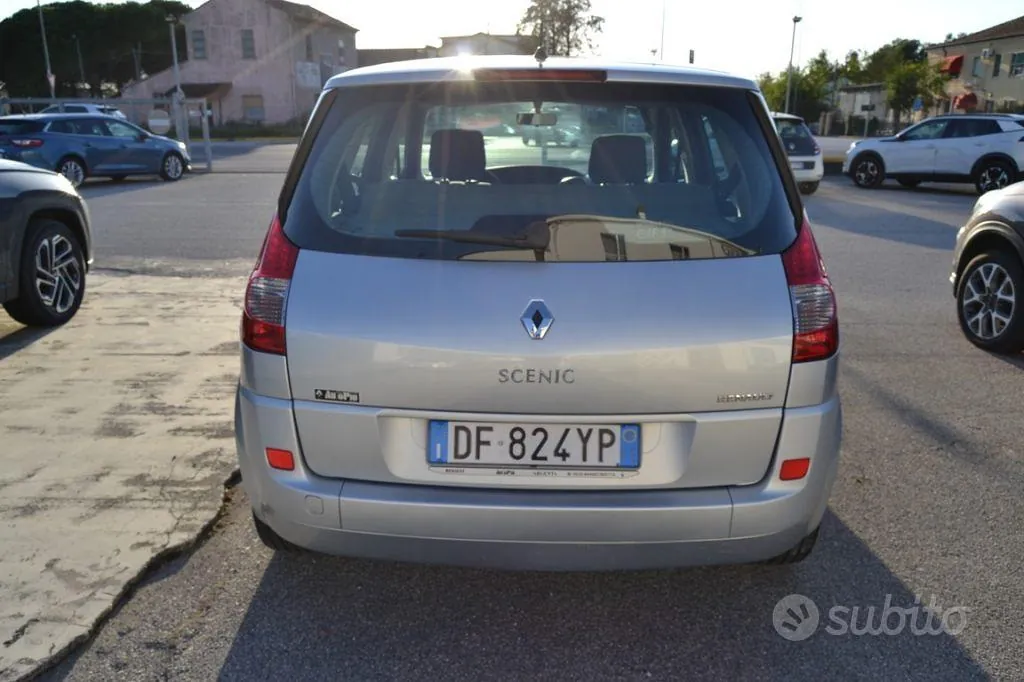 Renault Scenic 2007 photo 5