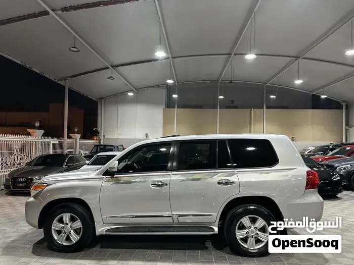 Toyota Land Cruiser Gxr 2013 photo 4