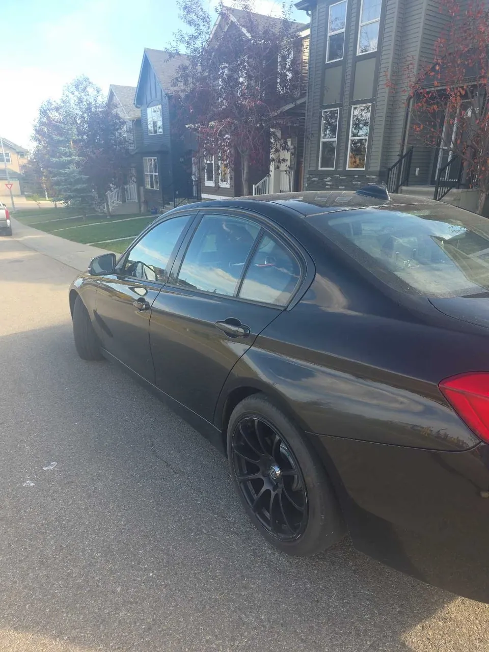 BMW 3 Series 2016 photo 3