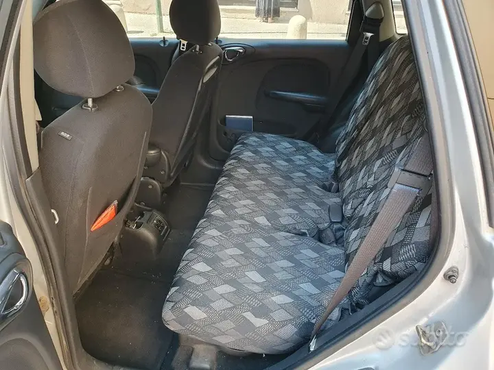 Chrysler Pt Cruiser 2005 photo 4