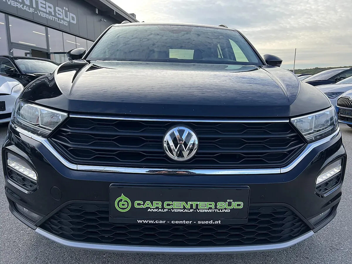 Volkswagen T-Roc 2020 photo 2
