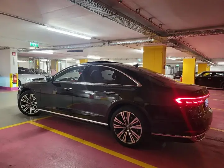 Audi A8 2019 photo 2