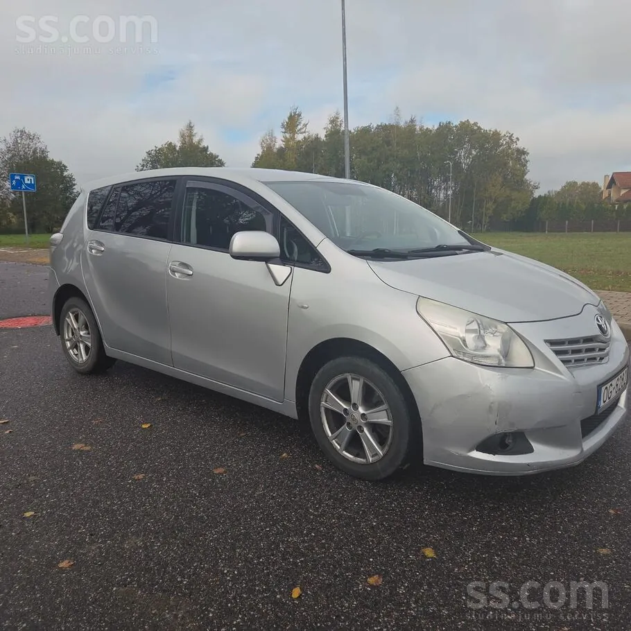 Toyota Verso 2009 photo 3