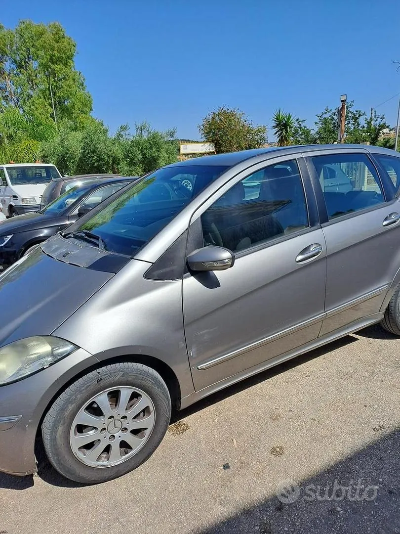 Mercedes-Benz A 2006 photo 2