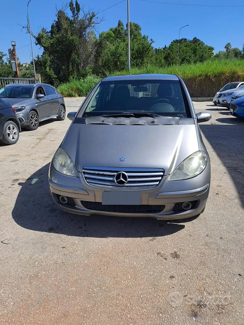 Mercedes-Benz A