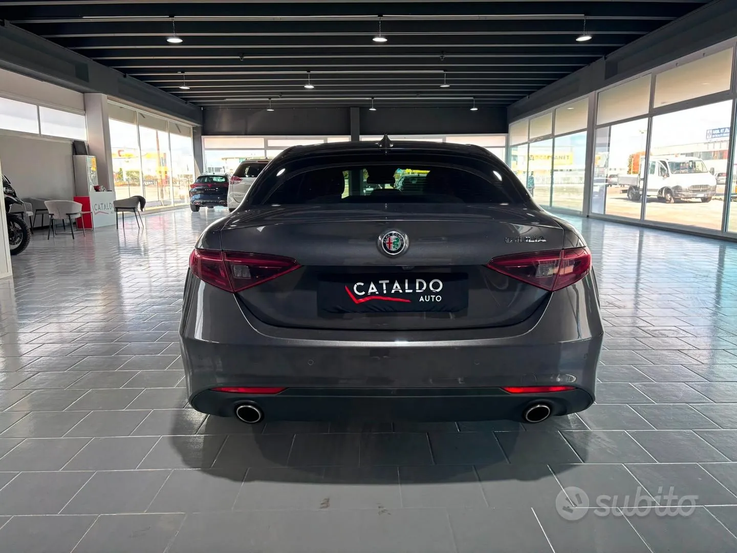 Alfa Romeo Giulia 2017 photo 4