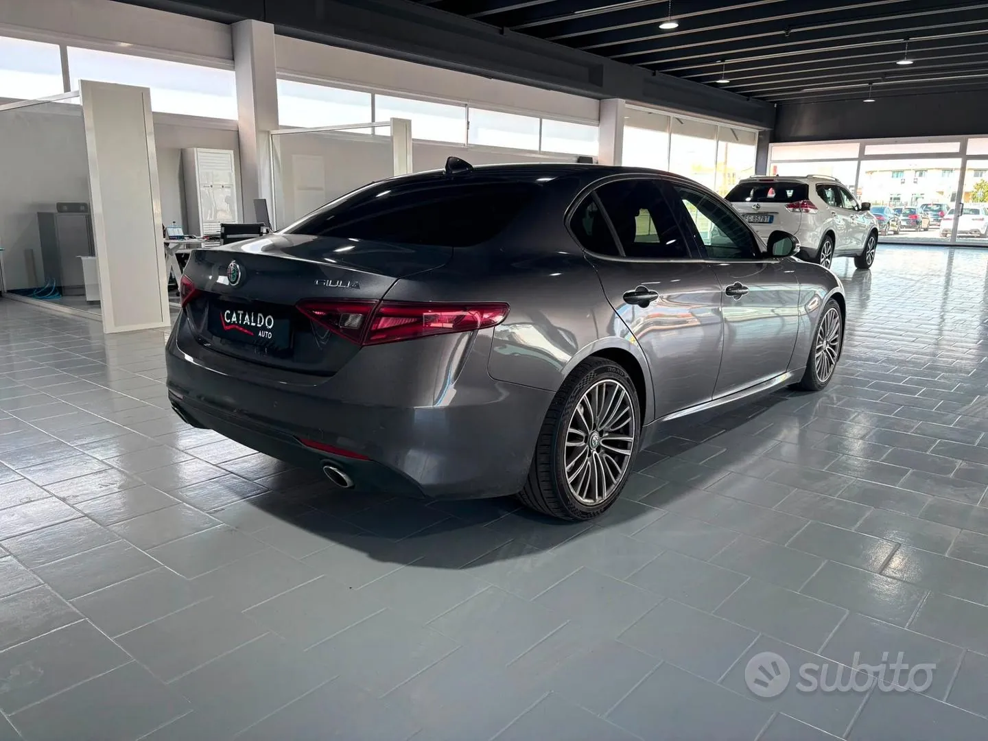 Alfa Romeo Giulia 2017 photo 5