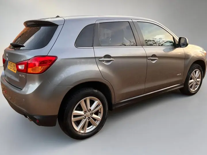 Mitsubishi Asx 2015 photo 4