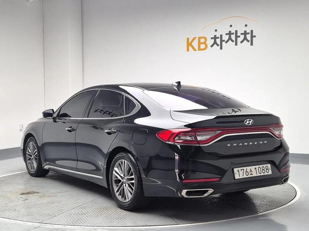 Hyundai Grandeur 2018 photo 2
