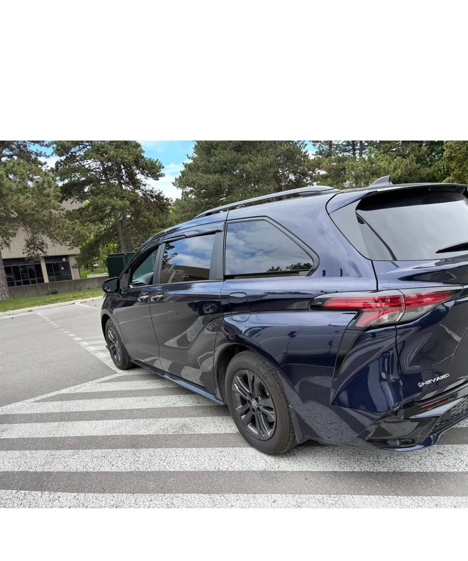 Toyota Sienna 2026 photo 4