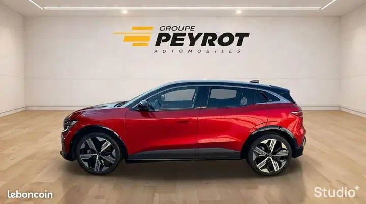 Renault Megane 2023 photo 2