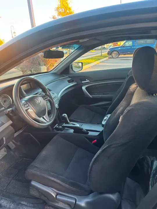 Honda Accord 2010 photo 4