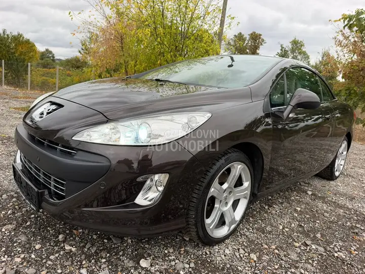 Peugeot 308 2010 photo 2