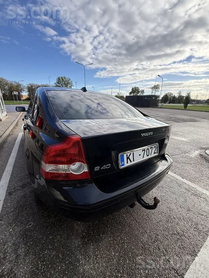 Volvo S40 2005 photo 2