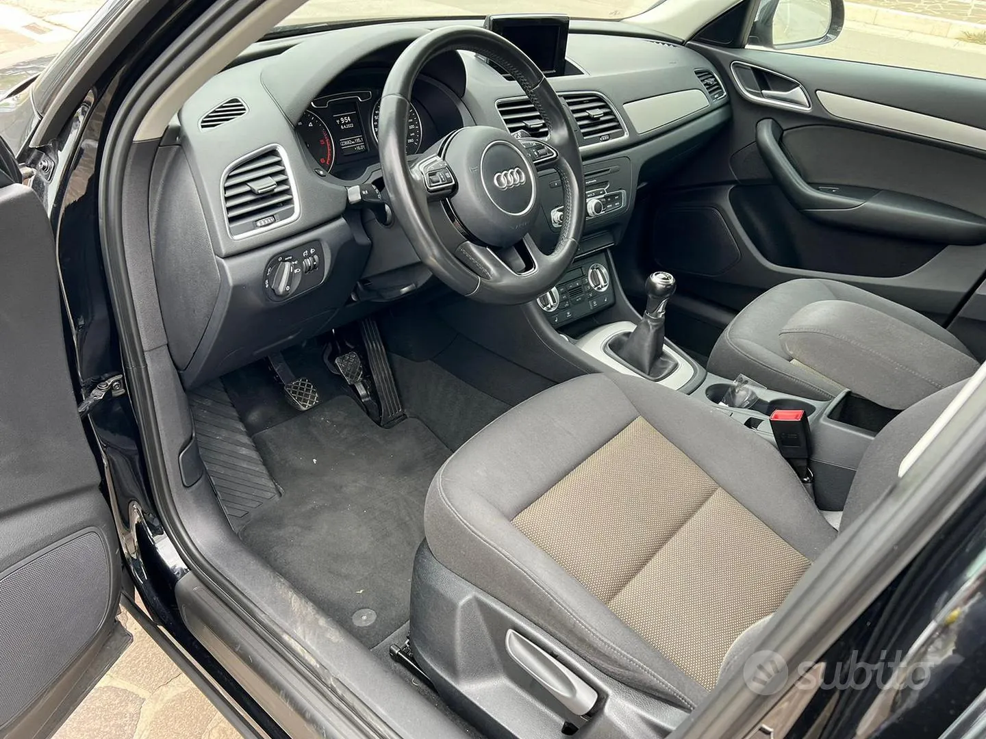 Audi Q3 2013 photo 5