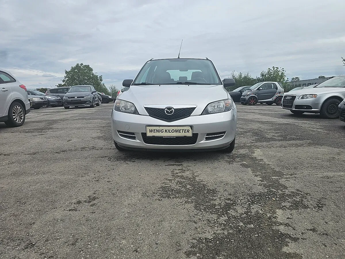 Mazda Mazda2