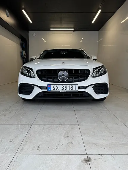 Mercedes-Benz E220 D