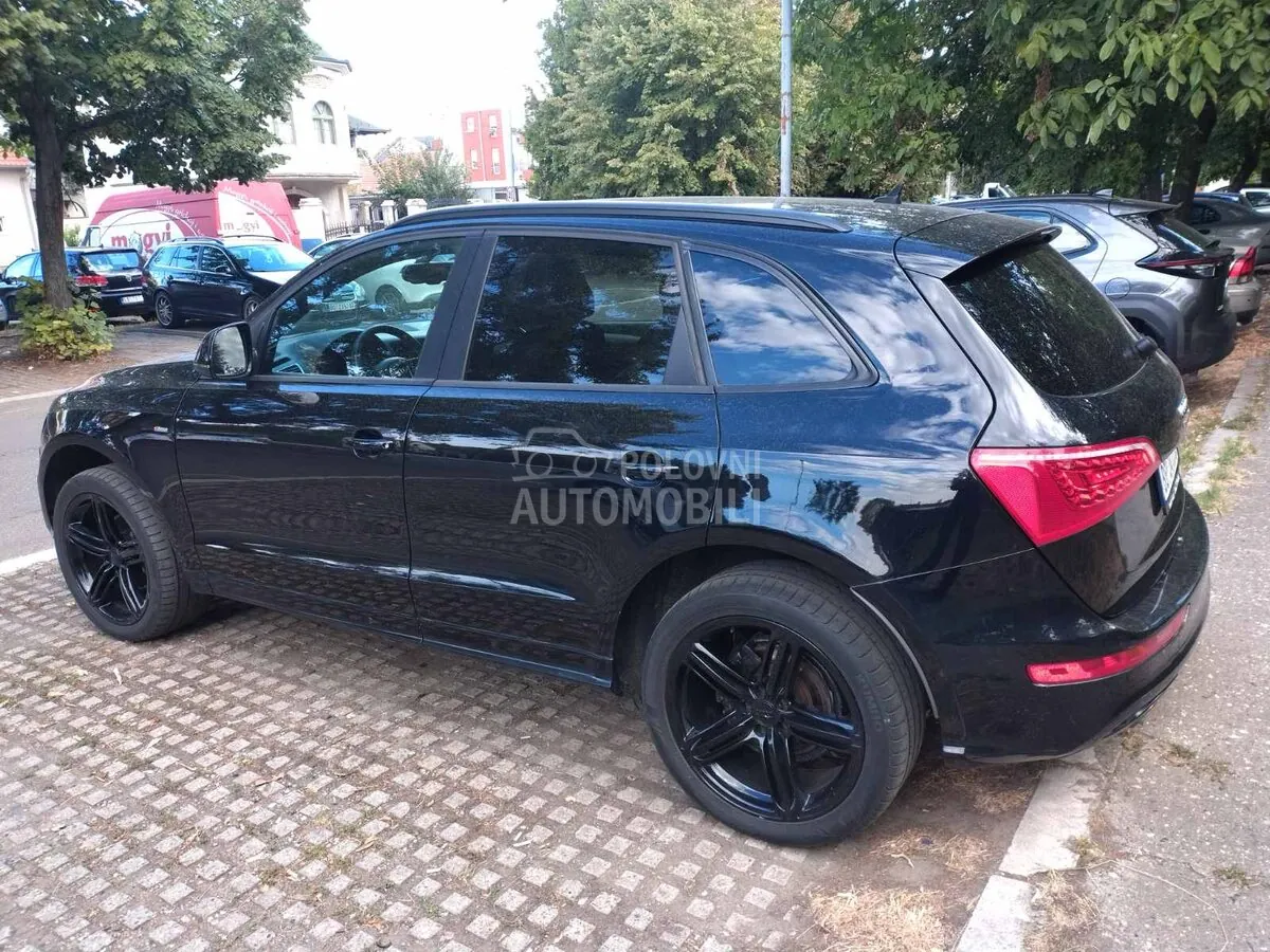 Audi Q5 2009 photo 2