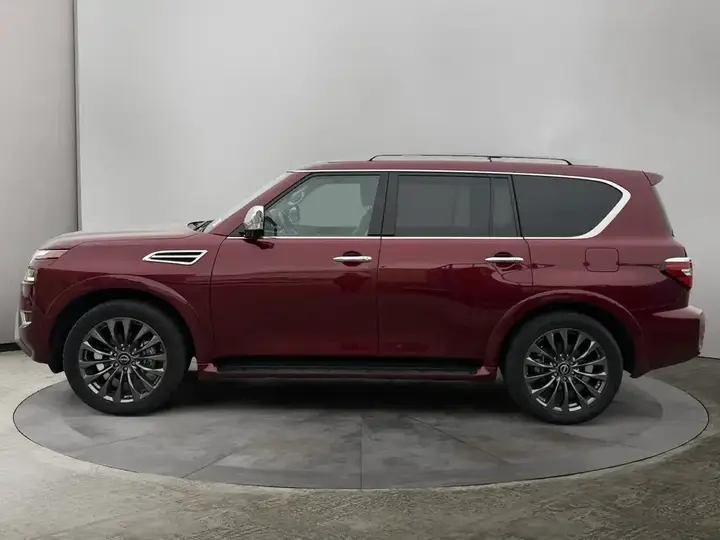 Nissan Armada 2024 photo 2