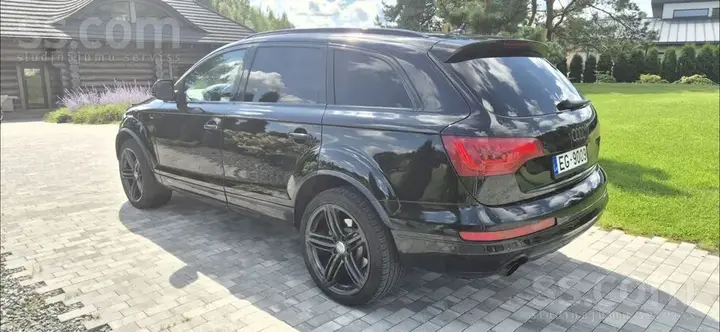 Audi Q7 2011 photo 5