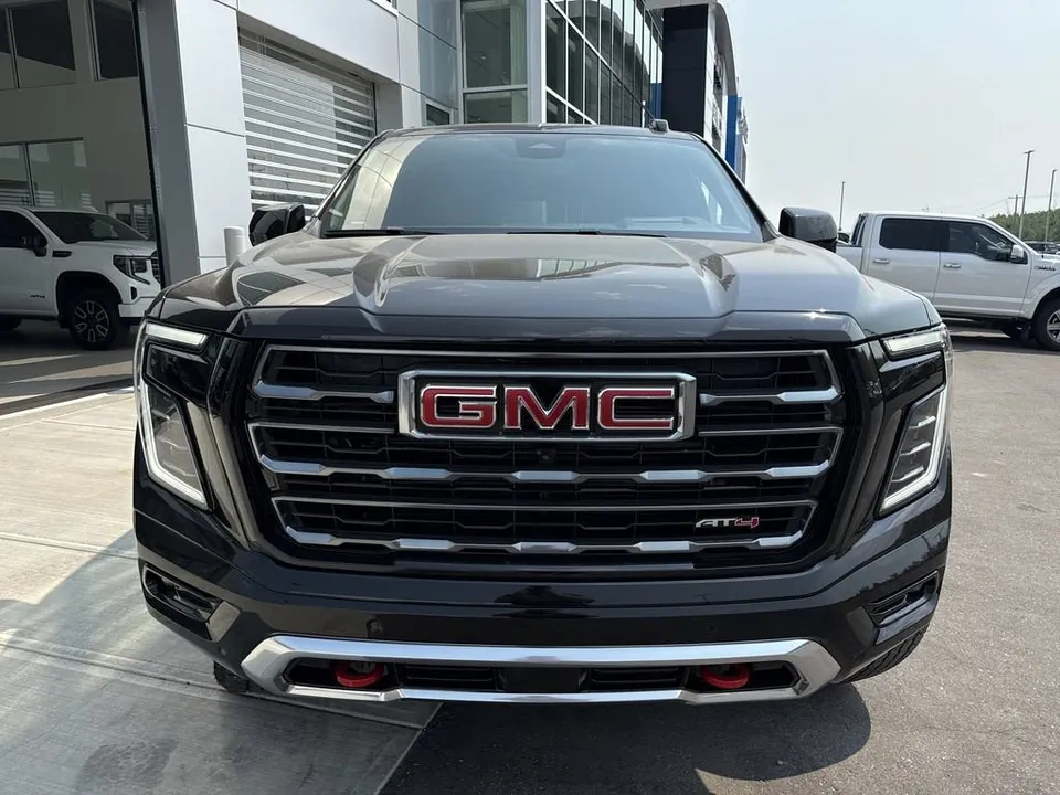 GMC Yukon 2026 photo 3