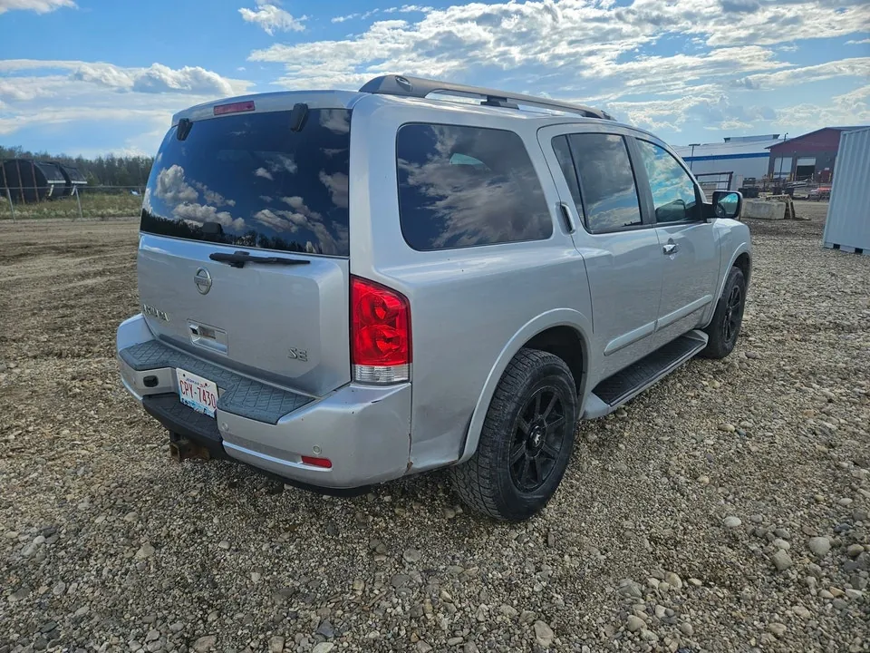 Nissan Armada 2010 photo 4