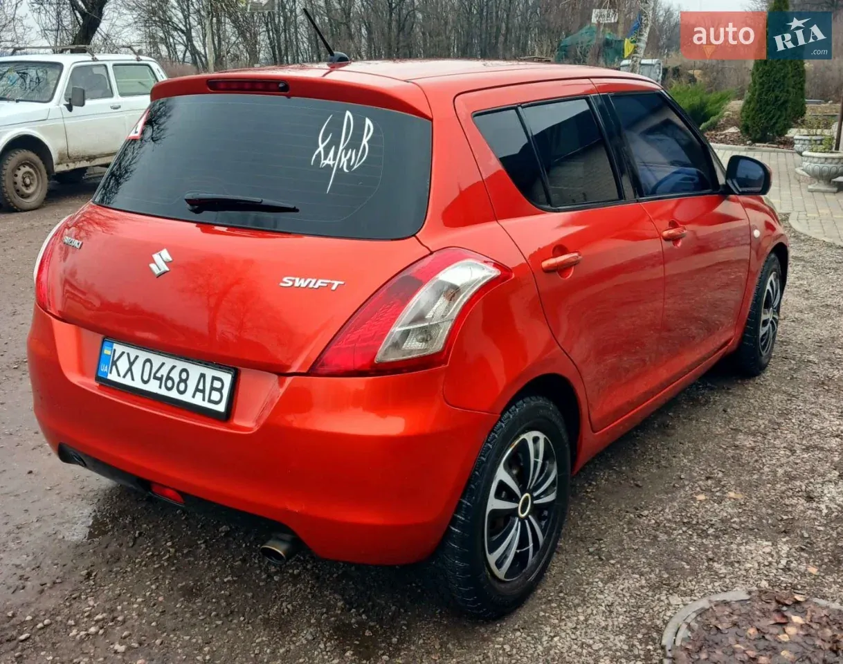 Suzuki Swift 2011 photo 5
