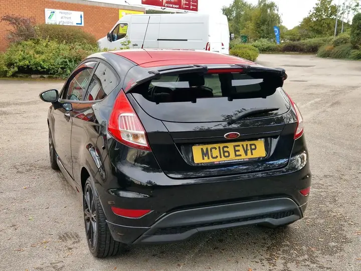 Ford Fiesta 2016 photo 5