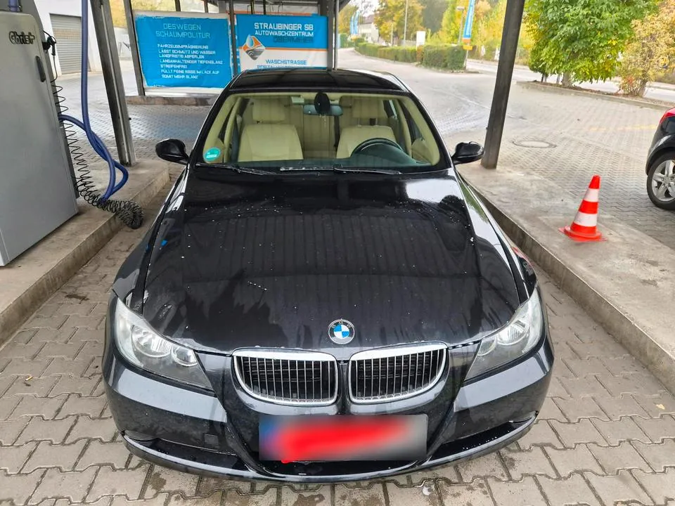 BMW E90