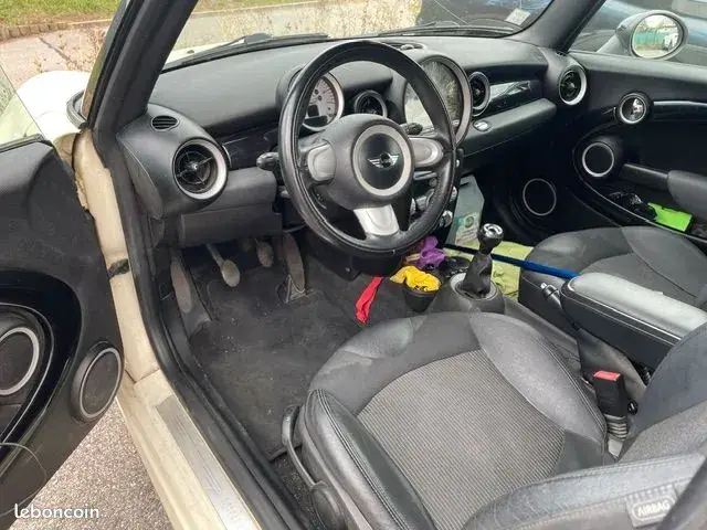 Mini Cooper 2010 photo 3