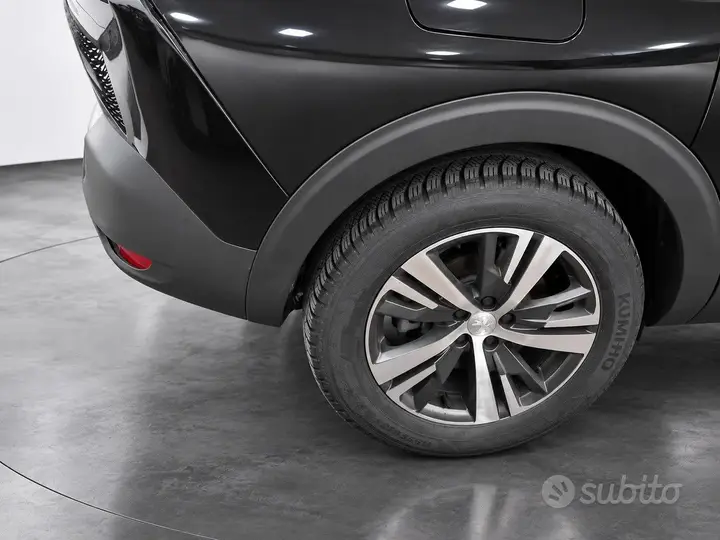 Peugeot 5008 2024 photo 3
