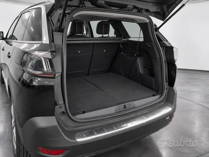 Peugeot 5008 2024 photo 4
