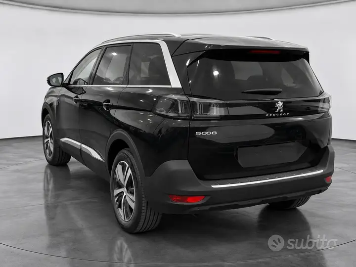 Peugeot 5008 2024 photo 2