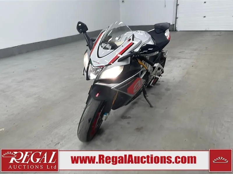 Aprilia Rsv4
