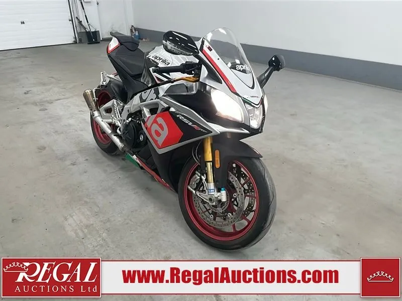 Aprilia Rsv4 2016 photo 2