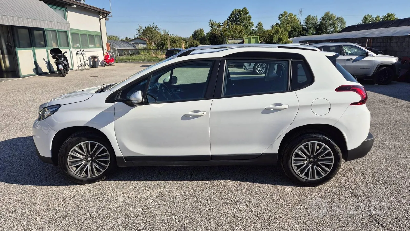 Peugeot 2008 2017 photo 3
