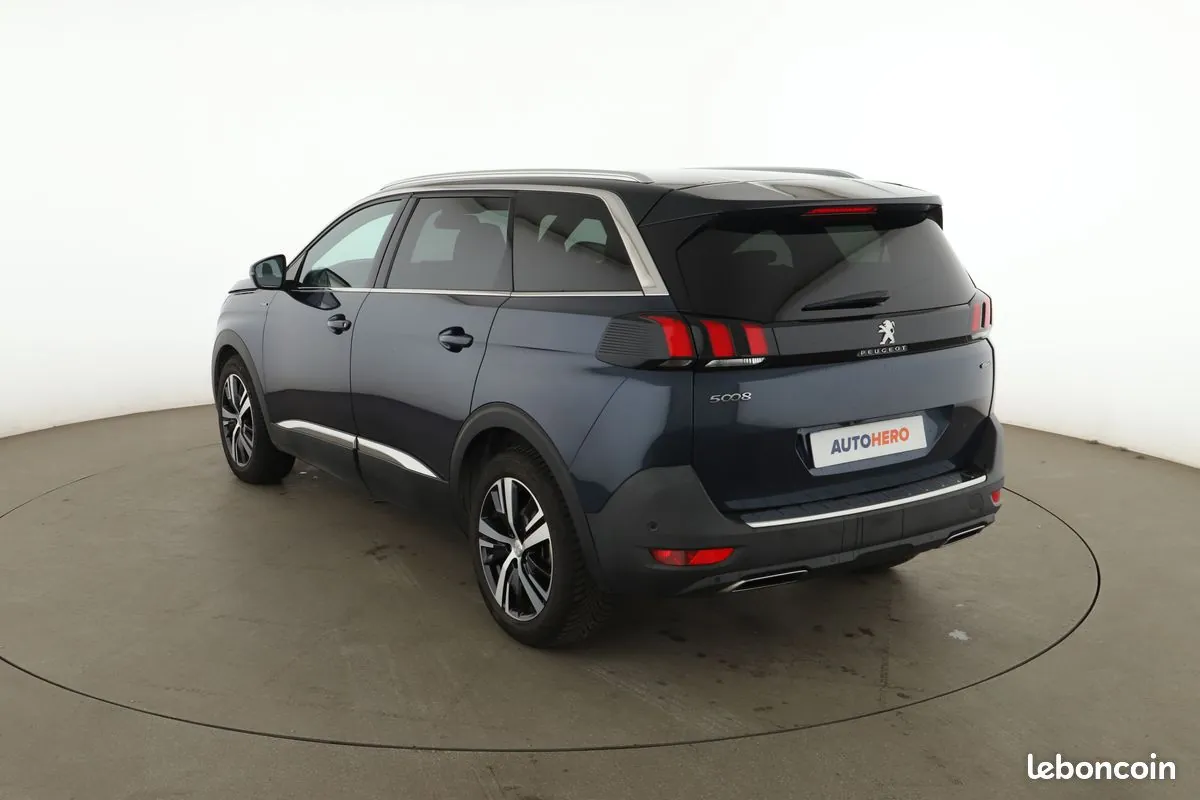 Peugeot 5008 2019 photo 2