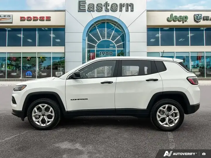 Jeep Compass 2026 photo 2