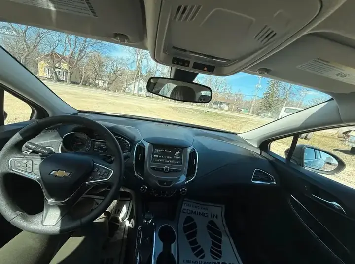 Chevrolet Cruze 2018 photo 2