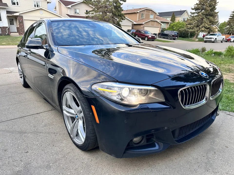 BMW 528I
